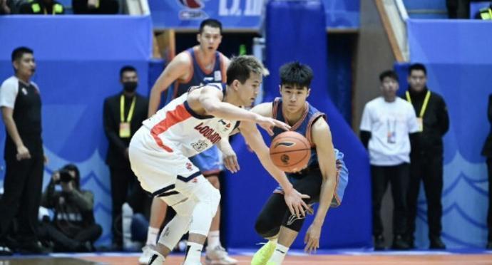 郭艾伦时隔325天重返CBA首战告捷