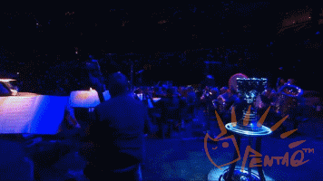 1477848385545743.gif 交响乐.gif