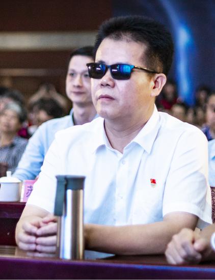 中国盲协副主席，福建省残疾人联合会兼副理事长王永澄