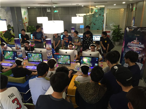 腹灵助力英雄联盟高校联赛广东区域赛_电子竞