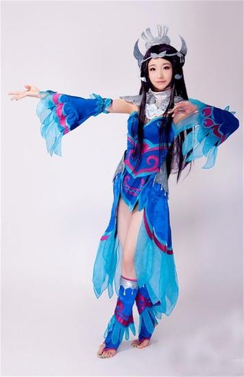 绝美女玩家超强cos,引爆《梦幻西游2》年度盛典