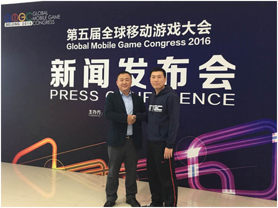 竞技时代CEO李金龙（图左）与GMGC CSO魏强（图右）合影