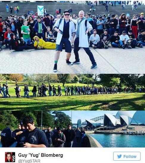两千名《口袋妖怪GO》澳洲玩家组队上街“游行”