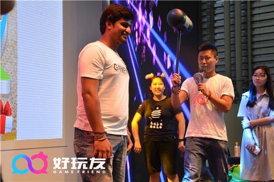 然后投色子，就被罚了~~~