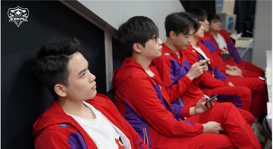 KRKPL出征,谁能取得王者荣耀世冠名额