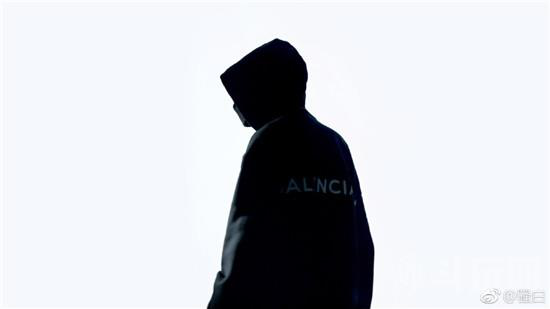 纯白骚白代打事件系谣言 经纪公司已发表严正