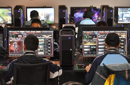 什么是电子竞技员 uNec-hvhrcxn1996667.jpg