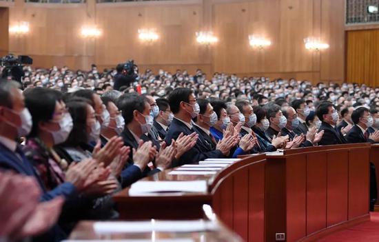 3月10日,中国人民政治协商会议第十三届全国委员会第四次会议在北京人民大会堂举行闭幕会。新华社记者 翟健岚 摄