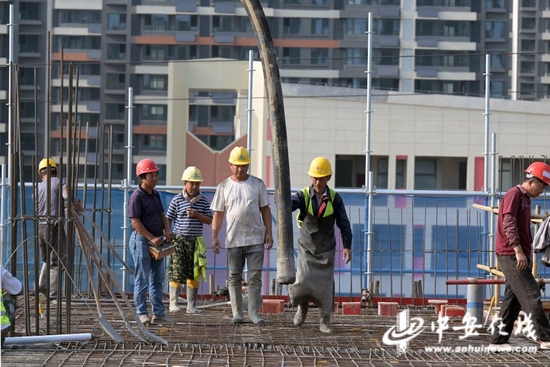 庐阳中学北校区项目主体结构全面封顶