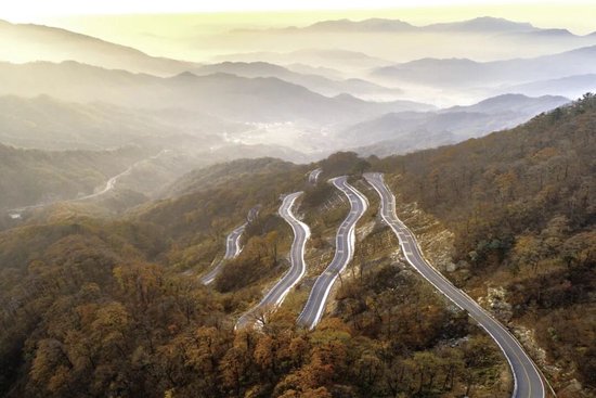 马丁公路 摄影：苗地 高斌