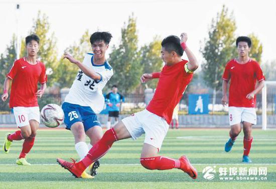 蚌埠队获得省运会青少年部男子足球比赛甲组冠