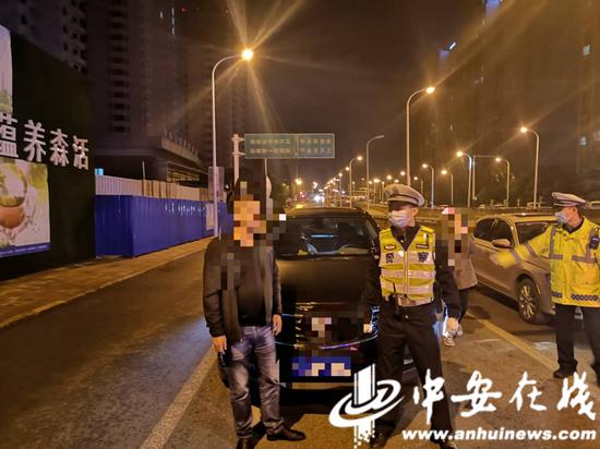 一夜合肥交警查获26名酒司机