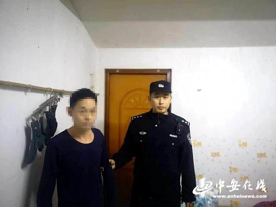 民警在张某租住房屋内将张某抓获