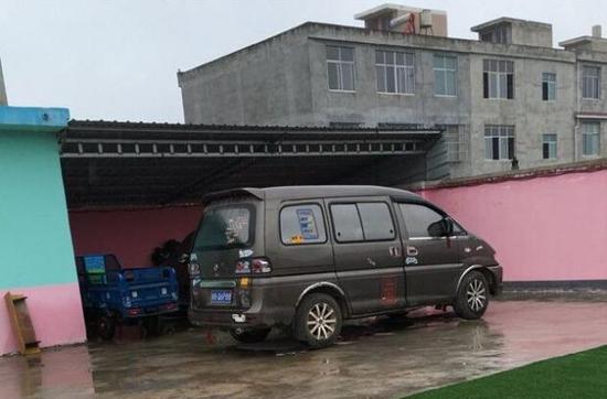 阜阳一幼儿园非法办学 校长被问手续问题立刻