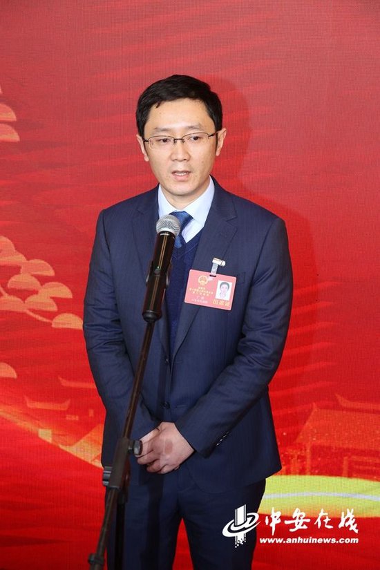 省人大代表丁俊
