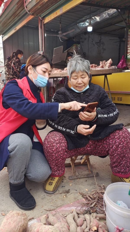  Online+offline Anhui Mobile services warm people's hearts