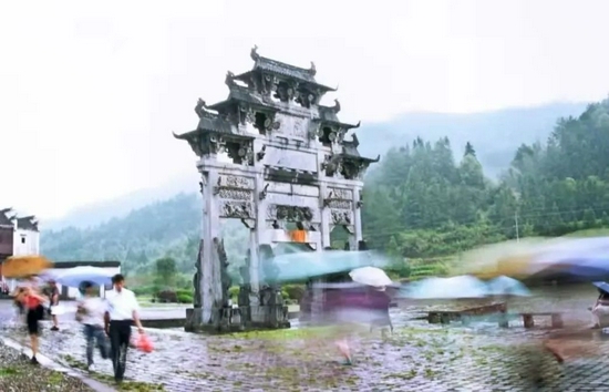 《西递古村》王旭东/摄