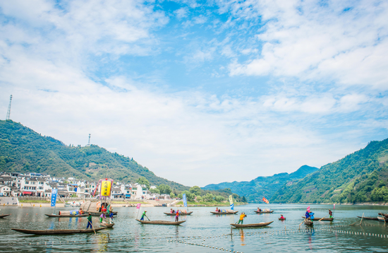 　　歙县新安江山水画廊（图源：安徽省文化和旅游厅）