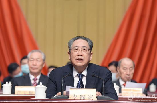 安徽省委书记李锦斌发表讲话。(记者 刘玉才 摄)