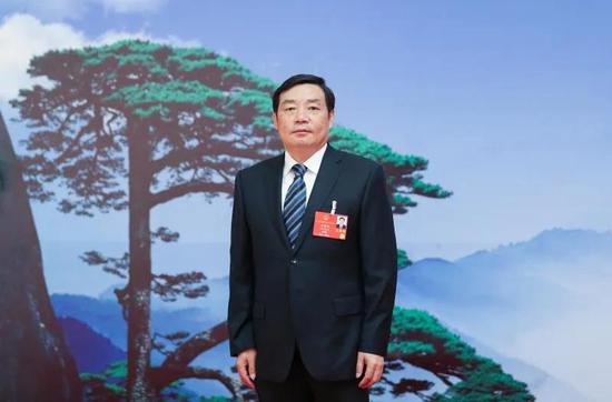 全国人大代表、安徽省滁州市市长许继伟