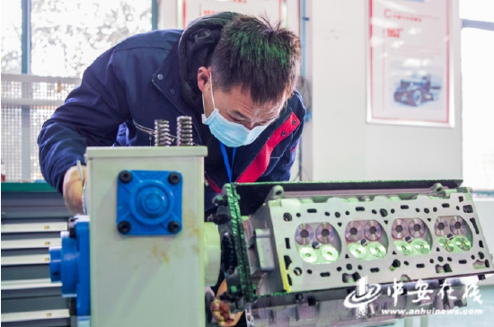 招聘数控车工_上海通用招聘数控车工(3)