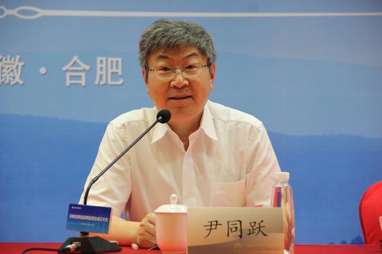 新任会长 奇瑞汽车股份有限公司董事长 尹同跃致辞
