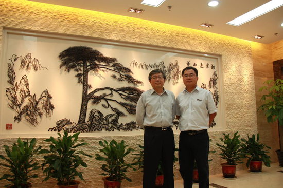 时任公司总裁蔡咏视察长沙营业部
