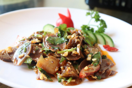 美景、美食、美拍 新浪安徽带队吃瓜