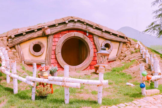 宁国市霍比特小屋(图源:诗意宣城公众号)