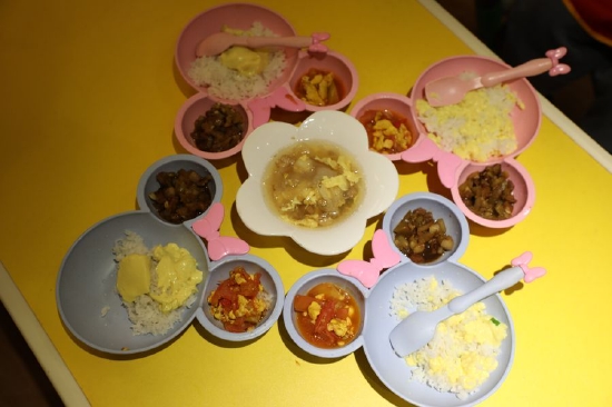 美味午餐。邱滴摄