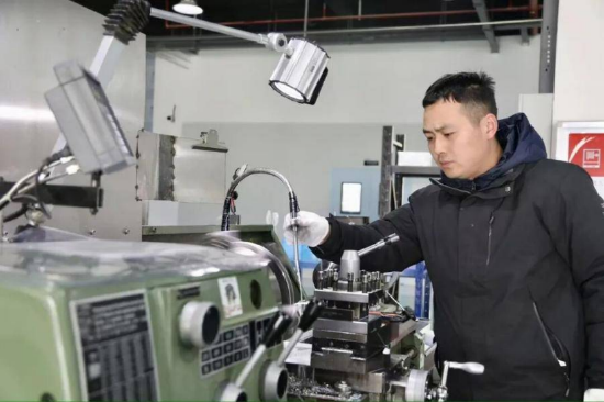 合肥添越半导体有限公司在运河新城工投·蜀山慧谷环境产业园正式投产。