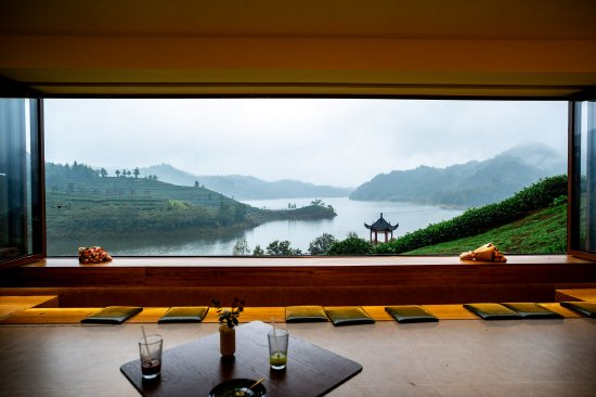 岸香抹么茶村咖