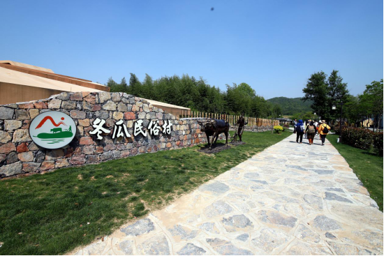 美景、美食、美拍 新浪安徽带队吃瓜