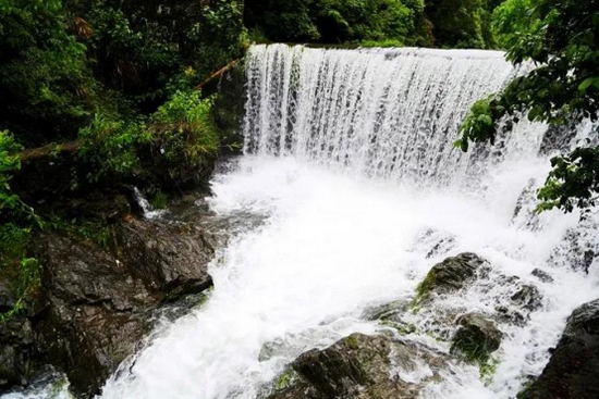 石台县富硒大山村(图源:池州文化旅游公众号)