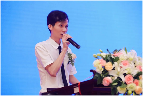 舒密尔钢琴(中国)有限公司副总经理黄东为活动致辞