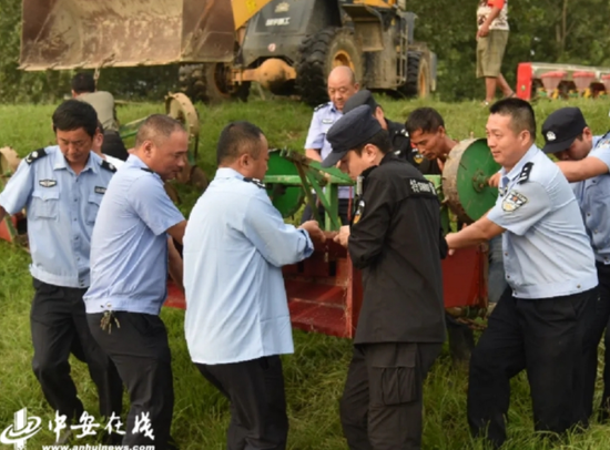 淮河大堤上的“公安局”:36小时,2.7万余人平安撤离