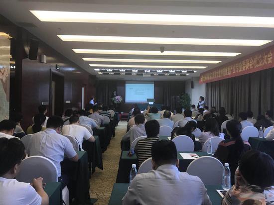 安徽省肿瘤康复产业专委会正式成立 李苏宜当