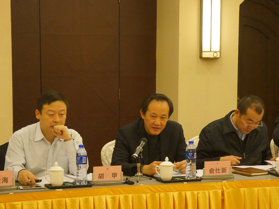 图3 俞总裁参与数据分析实验室一期交流会