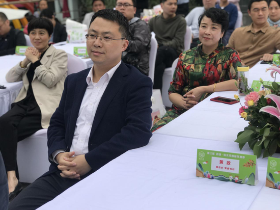 舒城县阙店乡人民政府 党委书记 黄政