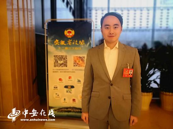 省政协委员,香港亚洲木薯资源控股有限公司董事 朱威澔