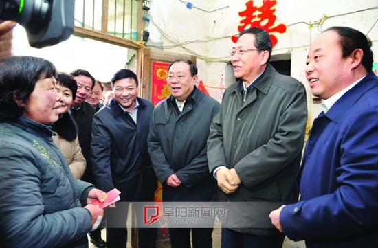 李锦斌在阜阳市调研并走访人大代表