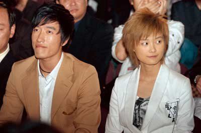 8dFv-fxnkkuy7790459.jpg