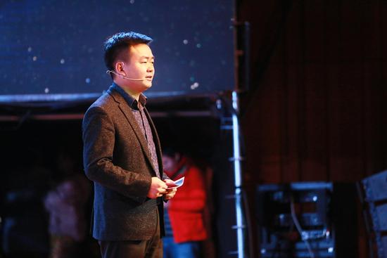 2015安徽微博之夜盛大开启 新浪安徽总经理胡