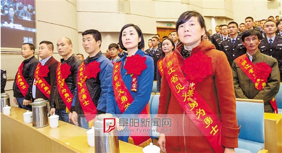 临泉“撬棍哥”获 “浙江省见义勇为勇士”称号