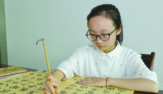 她考全市第一,老师觉得并不意外 _阜阳频道