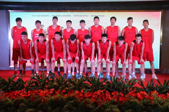 安徽文一篮球俱乐部高校嘉年华