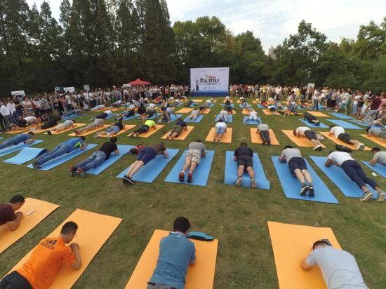 合肥首届千人平板支撑挑战赛参与火爆 月底决胜