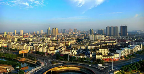 名山区GDP2025_贫困山区的孩子图片(3)