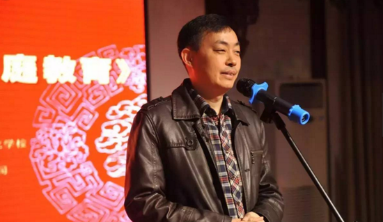 新安晚报副总编辑曹海峰