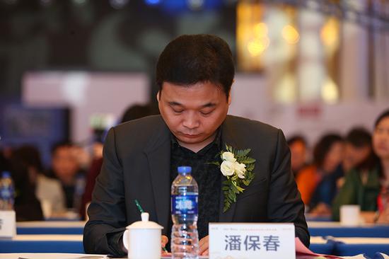 统一集团董事 DrGw-fxypunk6388261.jpg